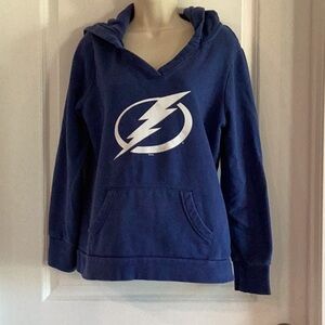 Tampa Bay Lightening Bolts Hoodie Wm. Sz M
